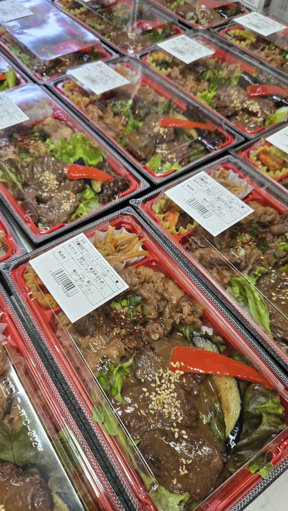 【高松市内 宅配事例】厳選ハラミ焼肉＆カルビ焼肉重を企業様へ26個お届けしました