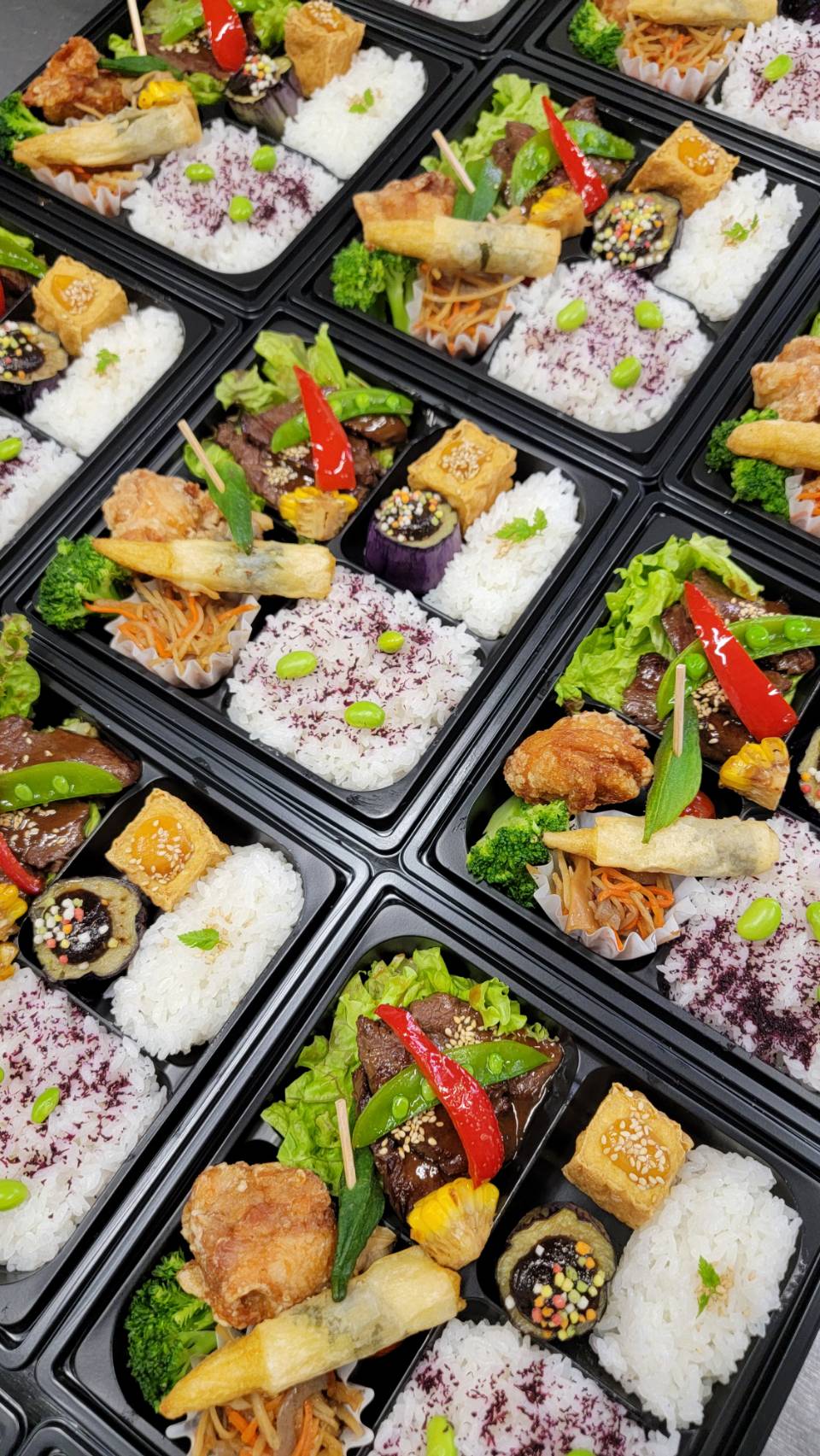 【夏の会議弁当に人気】製薬会社様向けに「夏彩ハラミ弁当」を13個宅配しました｜高松市内対応