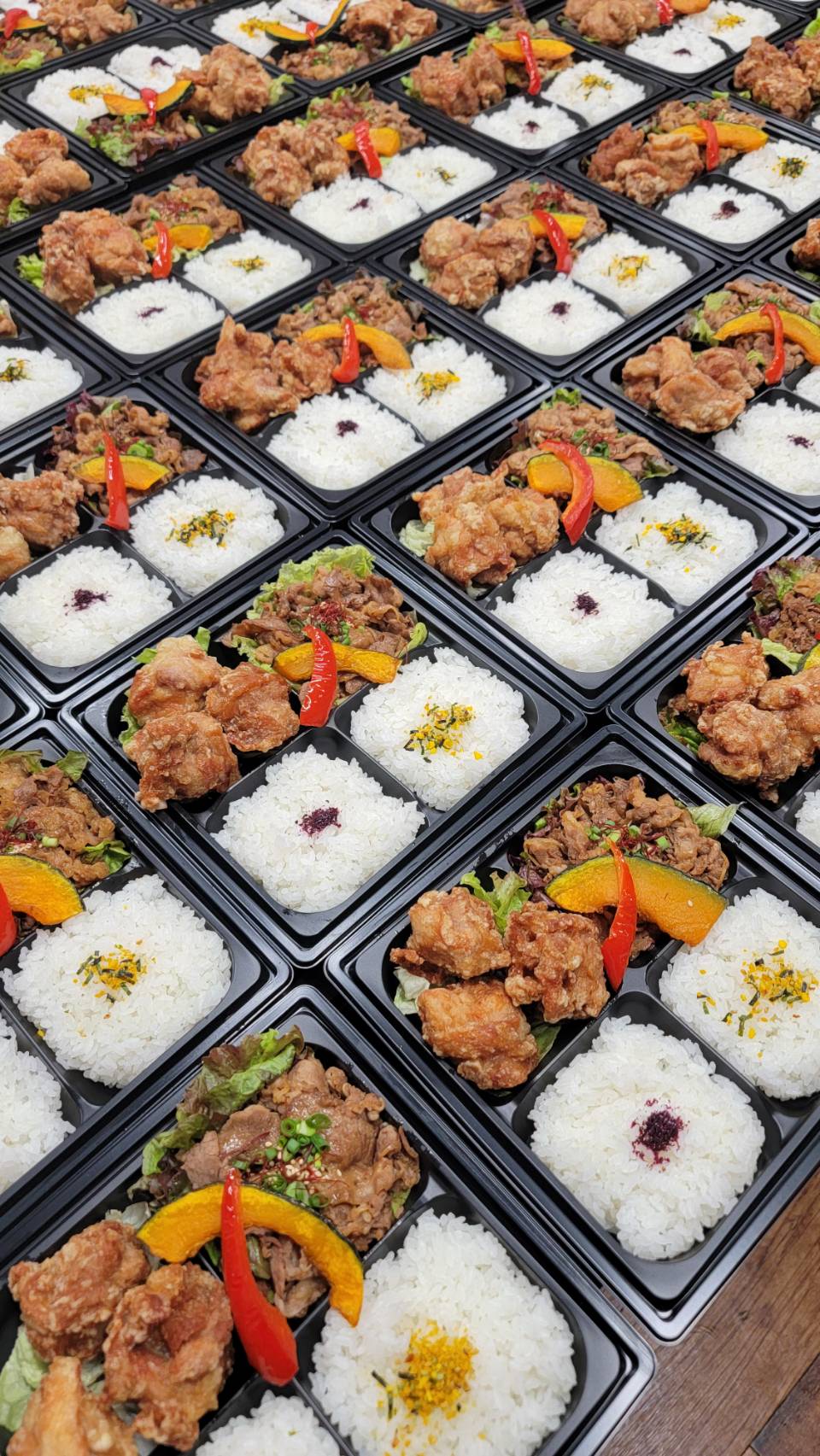 飾らず美味しい、お肉メインの低価格弁当